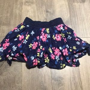 💜4/$10 3/$8 floral skirt